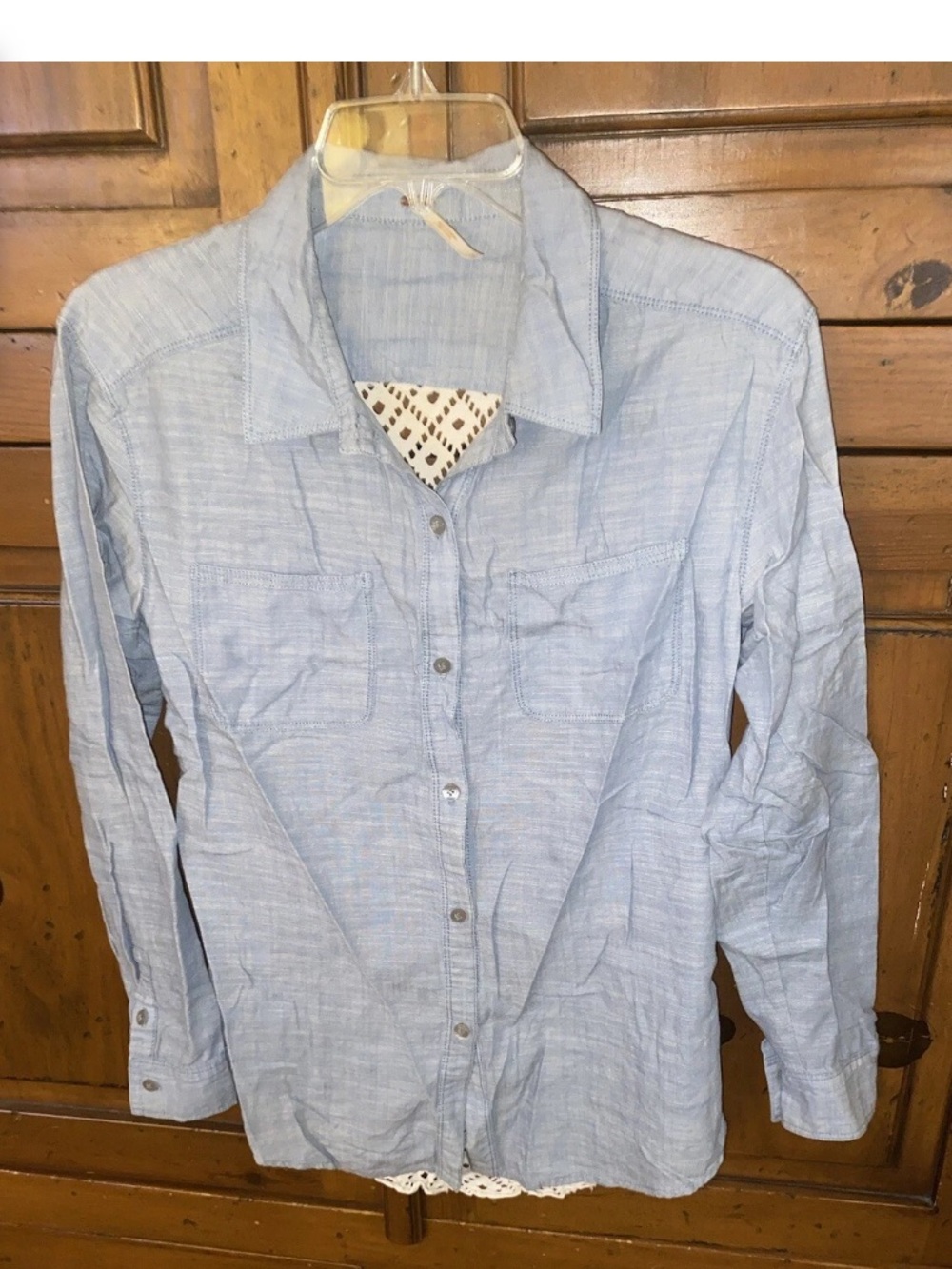 FREE PEOPLE Slubby Road Trip Shirt Blouse-Chambray/Lace Crochet Back-Size XS